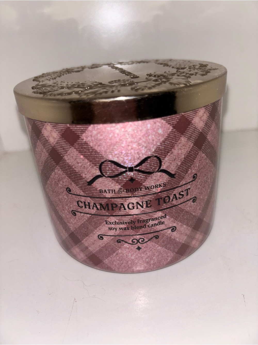 Bath & Body Works Pink and Gold Champagne Toast Candle